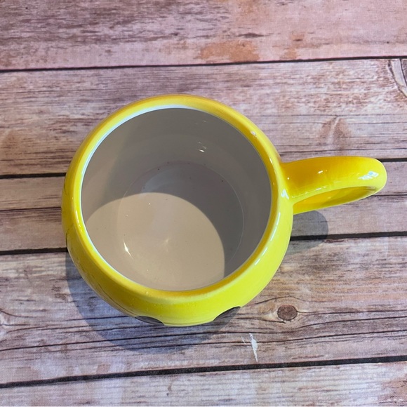 Smiley Face Coffee Mug - Picture 3 of 4